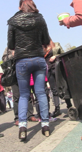 紧身蓝牛光线好