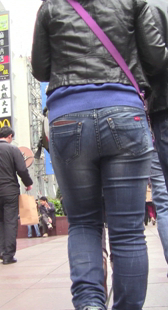 包臀牛仔屁股大