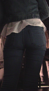 翘臀热裤大妈级