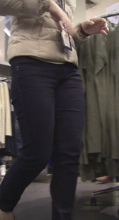 服装店重口味黑牛