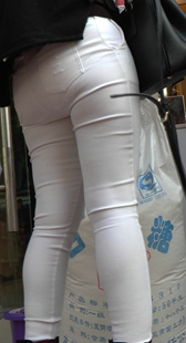 大屁股白裤真是翘
