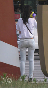 细腰白色牛仔裤大PP