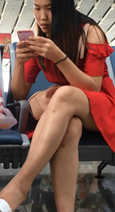 红裙大长腿真是骚