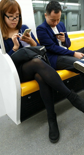 黑丝制服眼镜少妇