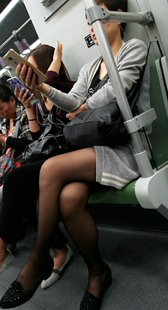 熟女性感黑丝大长腿