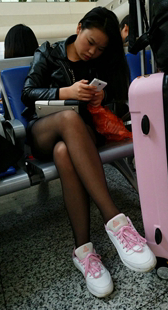 黑色丝袜性感长腿长发美女