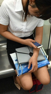 地铁制服OL小少妇