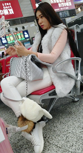 极品白裤美女主播