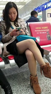 肉色丝袜性感美腿长发少妇