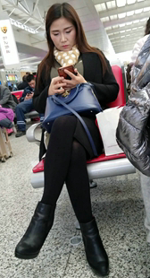 黑色打底丝袜长发美少妇