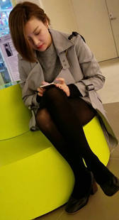 丝袜极品长腿短发美女