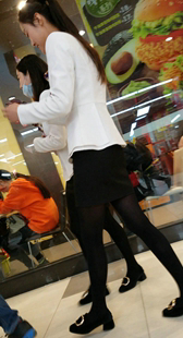 黑色包臀短裙黑丝制服长腿OL