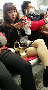 超短裙肉色丝袜漂亮可爱美女