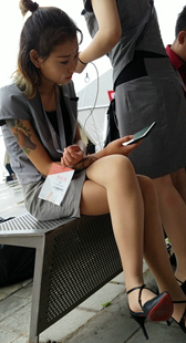 高跟制服纹身美女