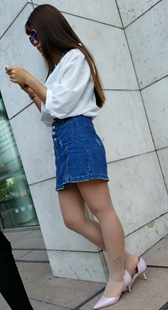 高跟肉丝牛仔短裙少女