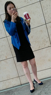 黑色连衣裙高跟肉色丝袜极品白腿OL少妇