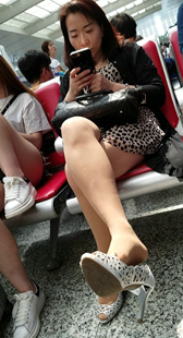 斑点连衣裙熟女肉丝挑鞋