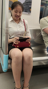 制服包臀短裙朴素OL