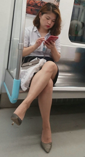 蓝色包臀短裙高跟极品白腿OL