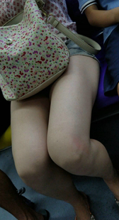 热裤极品身材大长腿性感漂亮美少妇