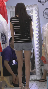 极品大长腿美女老板娘