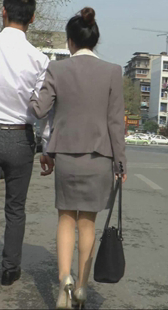 肉丝OL与短裙少女