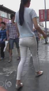 极品白裤圆臀深沟美少妇第三季