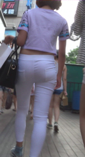 白裤OL美臀好紧