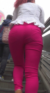 极品大屁股红裤少妇