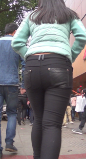 成熟少妇屁股大而不腻