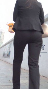 高挑制服OL少妇紧身内痕