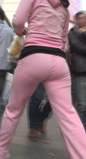 粉色呢绒包臀OL内痕紧