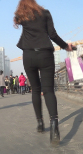 高跟长腿少妇内痕紧