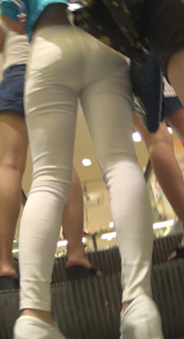 小少妇腰细屁股巨大