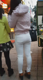 白裤小妹PP如此饱满