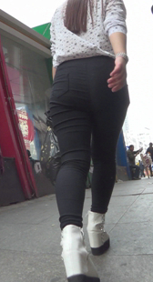 重口味打底裤小妹