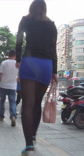 超短裤高跟黑丝OL