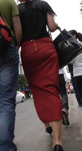 包臀性感大屁股美少妇