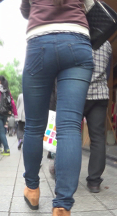 紧身牛仔小妹口味重