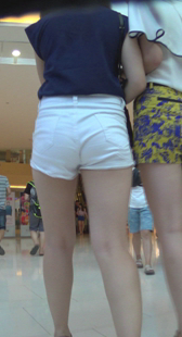 跟拍高挑OL热裤上电梯角度好