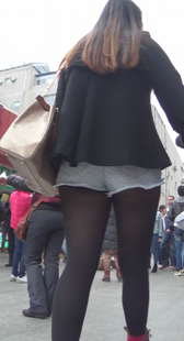 黑丝高挑热裤都可见内痕