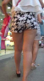 圆臀小少妇夹好紧