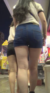 翘臀紧身牛仔热裤