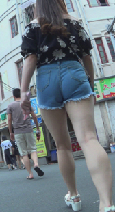 性感小妹如此重口味