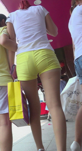 性感肉丝包臀热裤少女