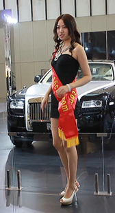 如此靓车配靓女