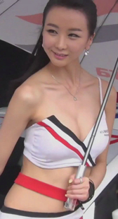 超短裙性感车模