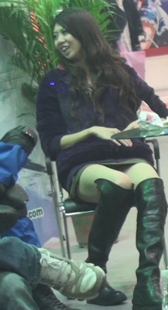 这模特短裙真性感