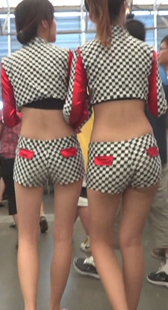 这两模特你感觉怎么样