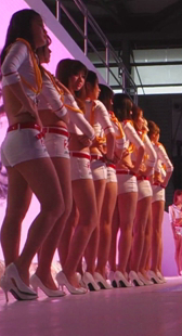 长腿高跟包臀热裤